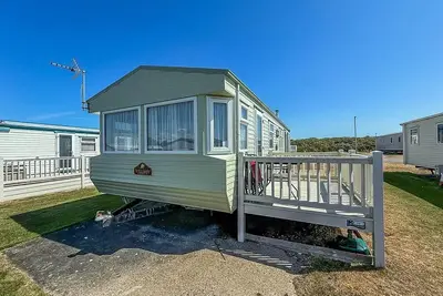 Image de Superb caravan with decking at Kessingland Beach in Norfolk ref 90038td