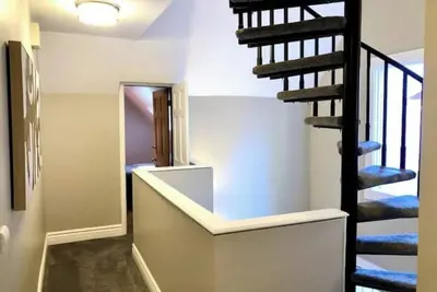 Image de Dream house! Pool & hot tub in downtown Denver