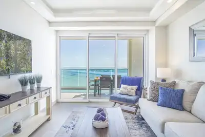 Image de Sublime 1 bedroom condo Encantame Towers Verano 503