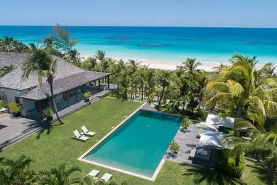 Image de Private Oceanfront Estate, Fully Staffed with Chef and Butler