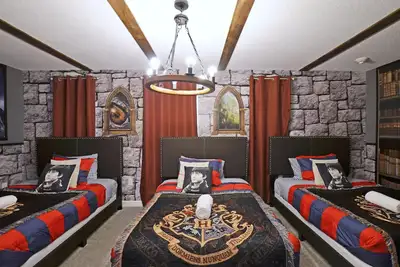 Image de 9 Br Villa In Storey Lake 8 Miles To Disney 4120