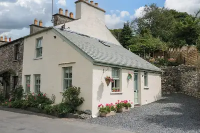 Image de West View, pet friendly, character holiday cottage in Milnthorpe