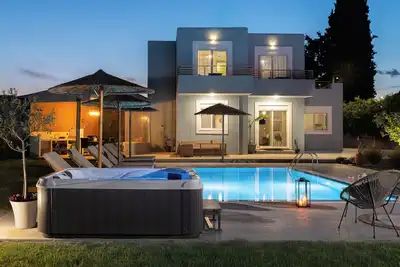 Image de Ethria Pool Villa with heated jacuzzi