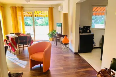 Image de Magnifique F3 lumineux avec terrasses, climatisation, garage et WiFi à Amélie-les-Bains