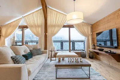 Image de Appartement haut de gamme Ă Courchevel 1650 avec garage, balcon et WiFi