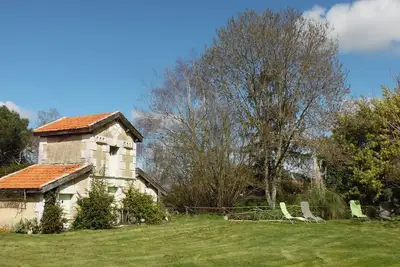 Image de charmante longère girondine
