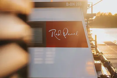 Image de Houseboat Red Pearl - moments of tranquility