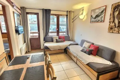 Image de Rez-de-chaussée, balcon, télévision, casier à ski, 40m², Val d'Isère