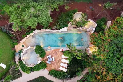 Image de Laticalodge - Villa privée 7br - 2 km Playa Negra - 30 min Tamarindo - Concierge