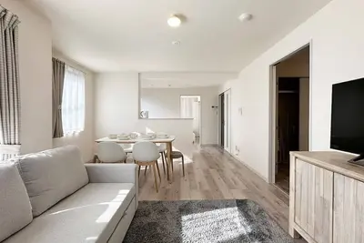 Image de Spacious 2br Apartment very near the Station