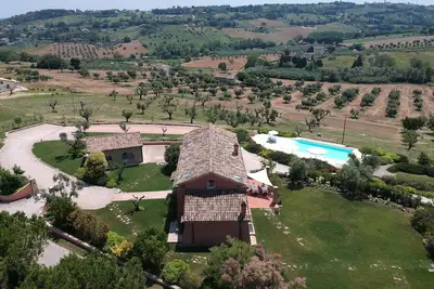Image de Rent exclusive Villa Nontiscordar with pool in Marche