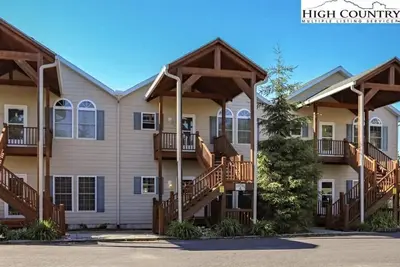 Image de New 3 Bedroom Condo Beech Mtn, Banner Elk, Close to Hiking, Breweries & Wineries