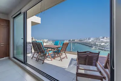 Image de Gorgeous two bedroom sea view in Marsascala