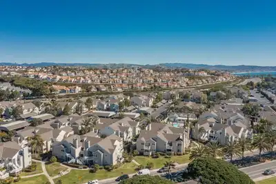 Image de Lower Unit at Niguel Beach Terrace, Dana Point! Close to Pool  view