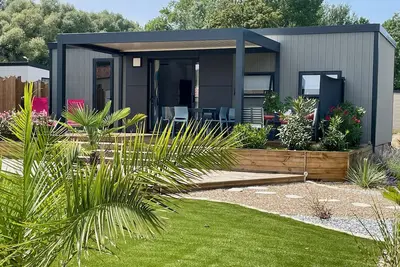 Image de Charmant écolodge avec piscine chauffée en Charente Maritime