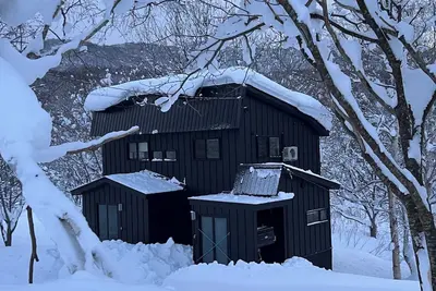 Image de Niseko Town, Toyosato A, near Hirafu, Niseko village and 30' Risutsu. 2bdr&2bth