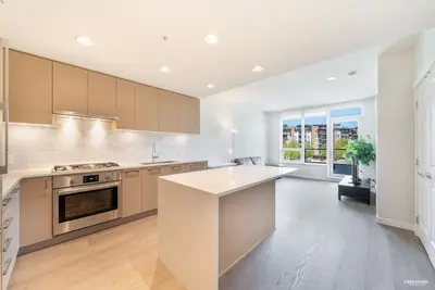 Image de Ubc luxury One bed room apartment for long term