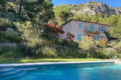 Image de Villa en face de la sainte Victoire Ă 10 min de Aix en Provence