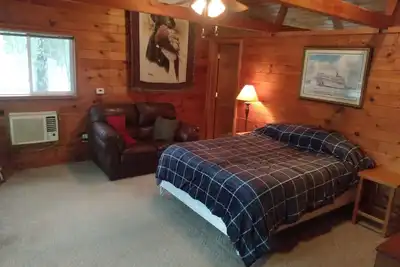 Image de Cozy Cabin on the River