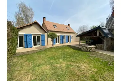 Image de Maison proche du circuit / garage, parking, jardin