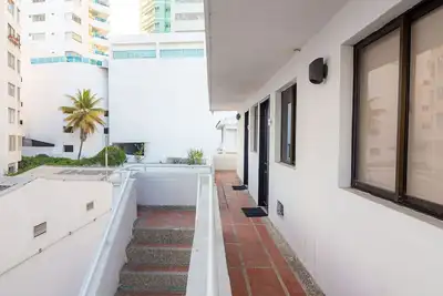 Image de Centrally located w/ free parking & Fast WiFi