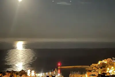 Magnifique T3  85 M2 Vue panoramique sur la mer et les toits de Bastia.