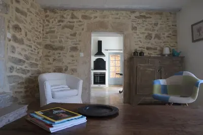 Image de beautifully renovated former winery for those looking for peace