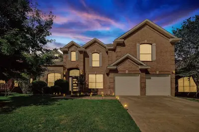 Image de Modern Boho 6br W Pool, Yoga, At&T Stadium