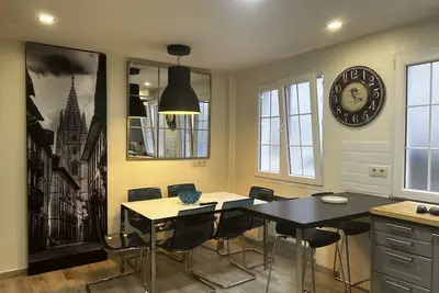 Image de The Gascona shelter. In the city center, ideal for families.