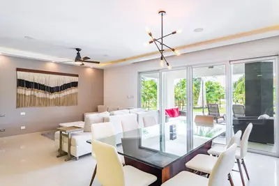 Image de Garden View & Private Pool 3 bedroom 2 bath sleeps 10 at Mareazul Resort