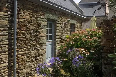 Image de Groix Locmaria, charming house a few steps from the beach