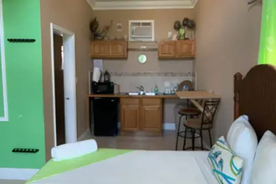 Image de Cozy quiet place to stay!