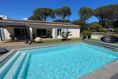 Image de Renovated air-conditioned villa with heated swimming pool