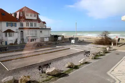 Image de Duplex 5 personnes bord de mer.