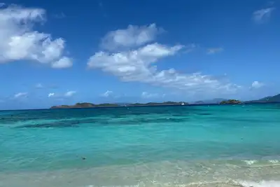 Image de New Listing! Our Sapphire Bliss - West, Beachfront Walk Out on Sapphire Beach