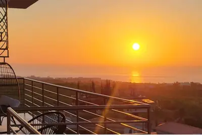 Image de Brand New Casa Sola Penthouse / Private Rooftop 3 Bedroom 4 Bed and Arch views