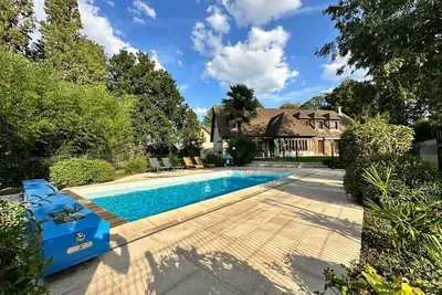 Image de Maison avec piscine, à 1h de Paris et 1h des plages normandes!