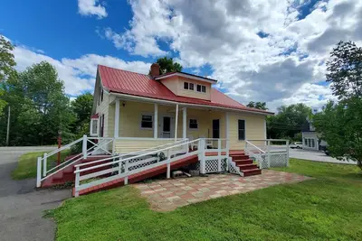 Image de Cozy Dover-Foxcroft Home - Close to Hospital