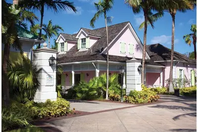 Image de Enjoy Thanksgiving at Harborside Resort at Atlantis - 1brm w\/ Full Resort Access