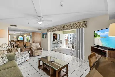 Image de Siesta Key Summer | 2br Walk to Beach + Pool