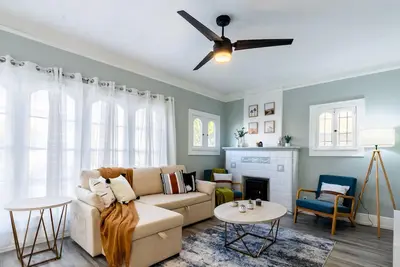 Image de The Sailor’s Nest - Cosy Condo By the Sea