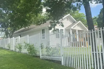Image de StockYards! Less than 4 minutes-Sleeps 8-Lee House, Tcu close by