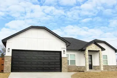 Image de Newly Built Cozy Family Home