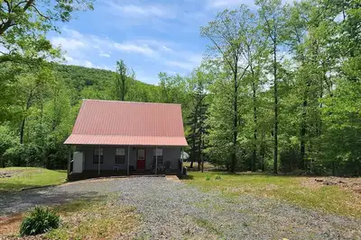 Image de Greer's Ferry Lake Cabin\n
