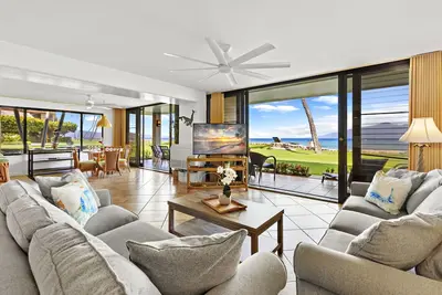 Premier Spacious Condo with Stunning Ocean Views