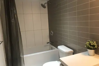 Image de Lakeshore townhouse.