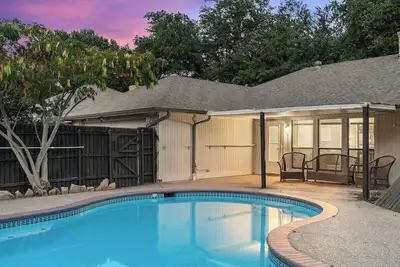 Image de Calm, Quiet and Spacious house|Pool, Bbq