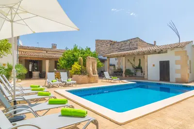Image de Sa Verdera - Great townhouse with amazing patio and private pool. Free WiFi