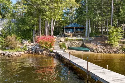 Image de This Adorable Winnipesaukee Cottage For 6 Is Just Waiting For You