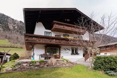 Image de 5 Bedroom Self Catered Chalet